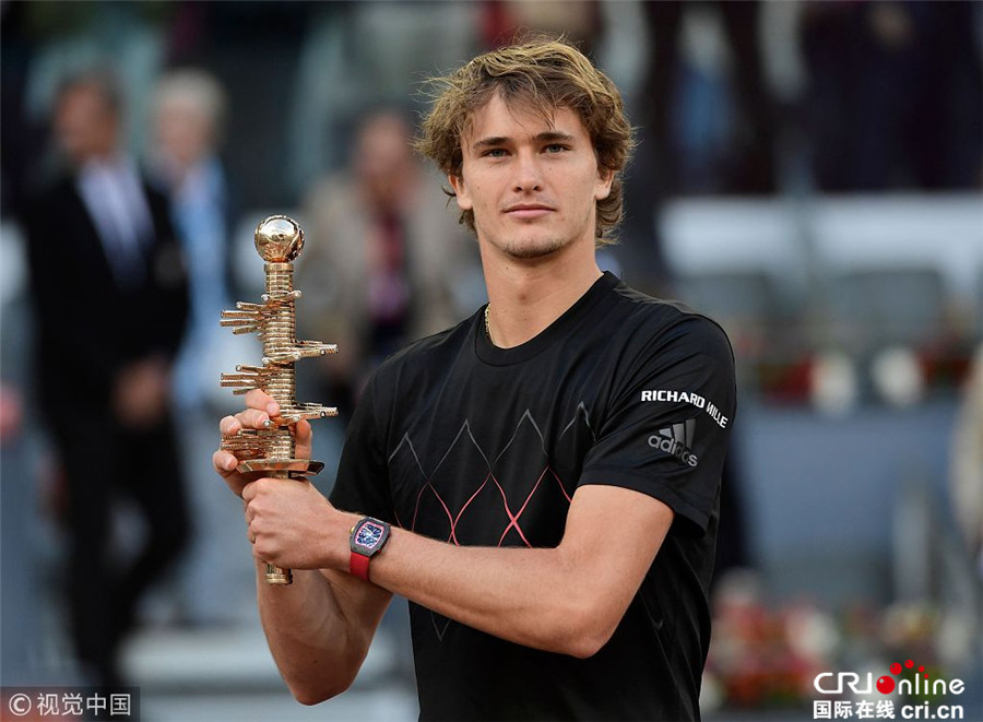 而他不愿意 而他不愿意