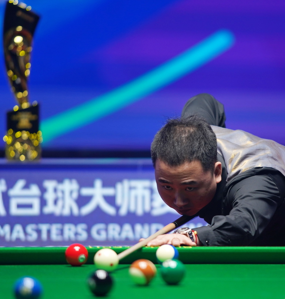 两位决赛选 两位决赛选