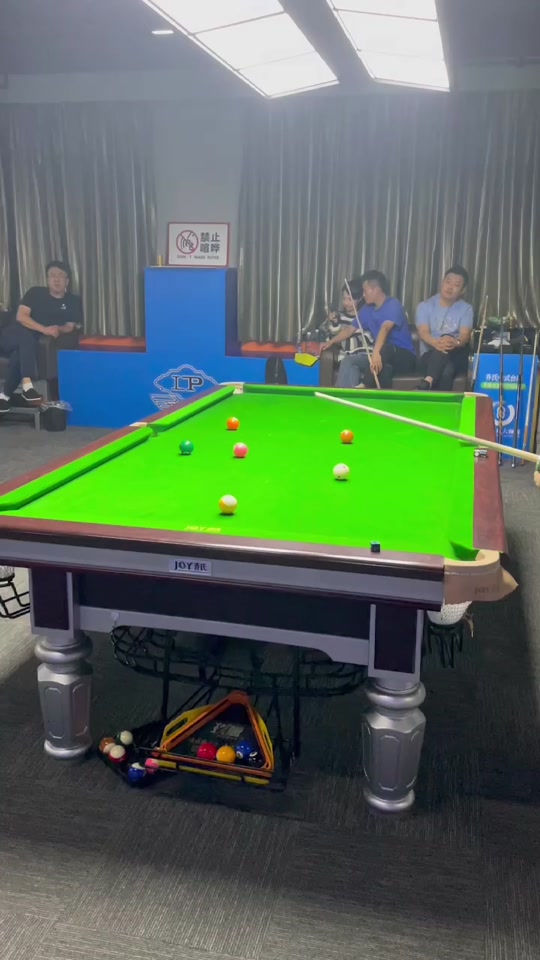 而对于巴萨 而对于巴萨